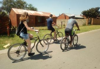 Authentic Bicycle Tours and Backpackers has Balcony rooms