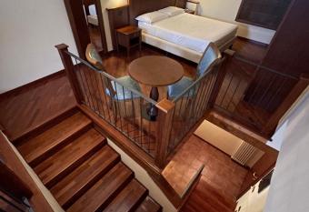 Villa Venus Resort & SPA has rooms with a private hot tub