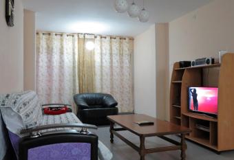 2 bedroom apartment in Atlit, Haifa district allows 18 year olds to book a room