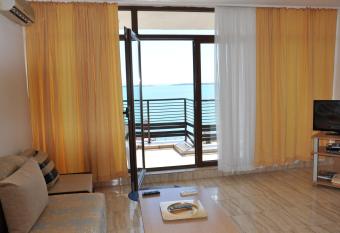 Dolce Vita Luxury Apartment has Balcony rooms