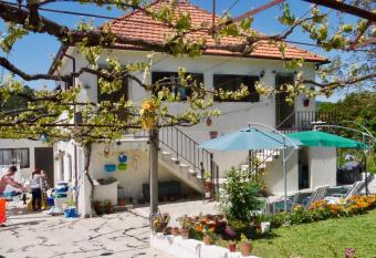 Casa das Lages allows 18 year olds to book a room