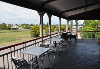 Royal Gatton Hotel allows 18 year olds to book a room