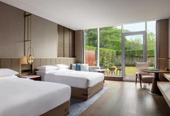 Midea Shunde, a Tribute Portfolio Hotel has Balcony rooms