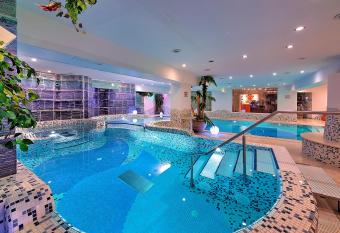 Luna Wellness Hotel has Balcony rooms