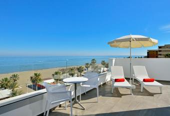 Sol Torremolinos - Don Marco Adults Recommended allows 18 year olds to book a room