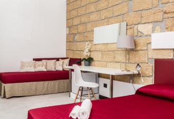 ARENARIA B&B has Balcony rooms