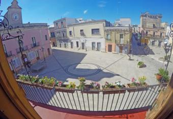Apulia  800 has Balcony rooms