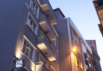 Esa Suite Hotel has Balcony rooms