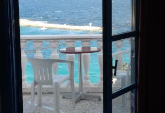 Anthemis Rooms has Balcony rooms