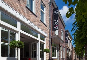 Hotel Bru has Balcony rooms