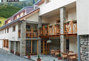 Pr  zdninov   byty u kamar  ta has Balcony rooms