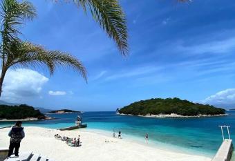 Villa Abedini has Balcony rooms