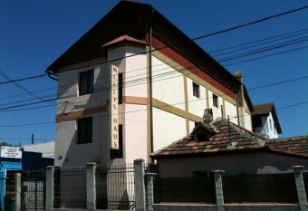 Mellys Haus allows 18 year olds to book a room