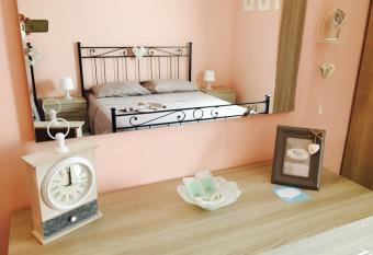 Pollutrendy has Balcony rooms