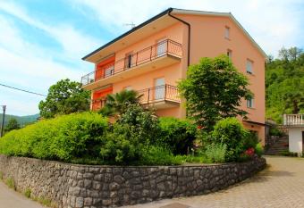 Apartments Anicic has Balcony rooms
