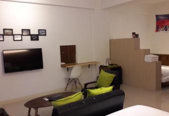             &          has Balcony rooms