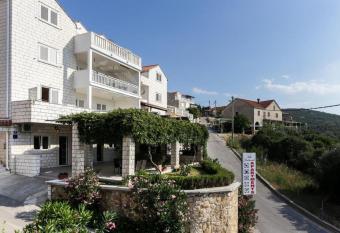 Apartments Villa Dubrovnik has Balcony rooms