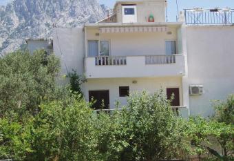 Apartment Topic has Balcony rooms