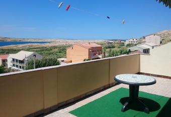 Apartmani Rosa has Balcony rooms