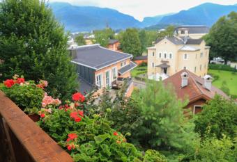 Villa Leni - Premium Apartments has Balcony rooms