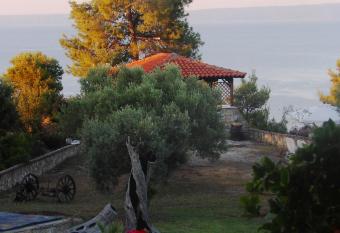 Peristeridi Apartments has Balcony rooms