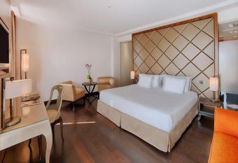 NH Collection Taormina allows 18 year olds to book a room