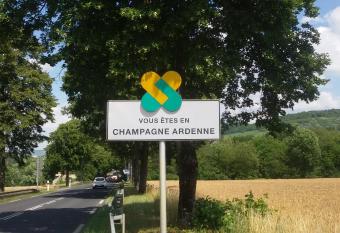 L escale Fleurie allows 18 year olds to book a room