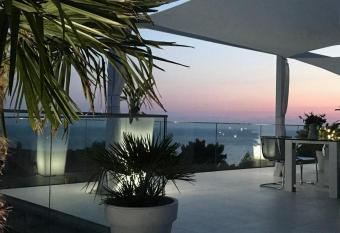 Perla Hvar ApartHotel has Balcony rooms