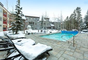 Expedition Station has Balcony rooms