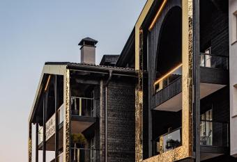 Alpin Garden Luxury Maison & SPA - Adults Only allows 18 year olds to book a room