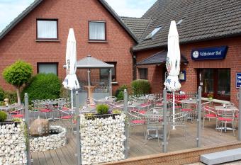 Landgasthaus Veltheimer Hof allows 18 year olds to book a room