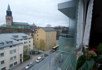 Cozy Apartment near Turku Cathedral Church allows 18 year olds to book a room