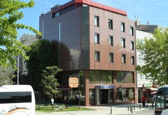 Yavuz Hotel has Balcony rooms