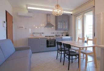 Appartamenti sul lungomare has Balcony rooms