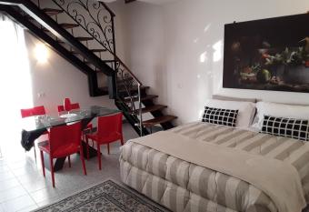 Suite Luna Bianca has Balcony rooms