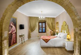 Cretan Renaissance has rooms with a private hot tub