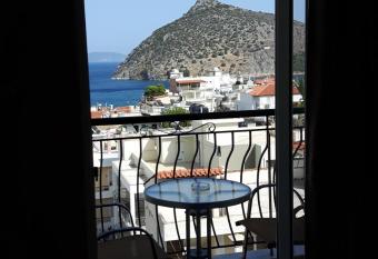 Ntemos Apartments has Balcony rooms