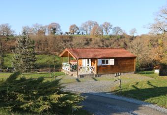Chalets de la Plaine has Balcony rooms