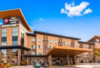 Fairfield by Marriott Inn & Suites West Kelowna allows 18 year olds to book a room