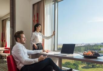 Novotel Taipei Taoyuan International Airport allows 18 year olds to book a room