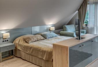 Villa Wierchy allows 18 year olds to book a room