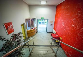 Ondraszka allows 18 year olds to book a room