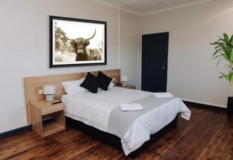 Gunnedah Hotel has Balcony rooms