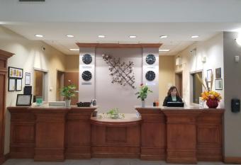 Merit Hotel & Suites allows 18 year olds to book a room