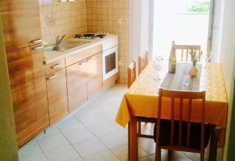 Pljesa Apartments has Balcony rooms