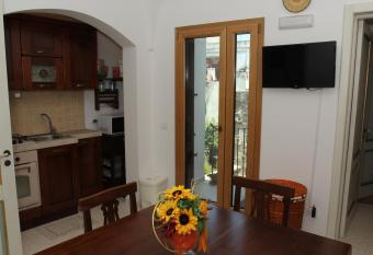 Ciddini has Balcony rooms