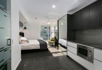 Menso at Southbank has Balcony rooms