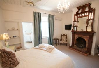 The Graces Beechworth allows 18 year olds to book a room