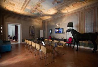 Palazzo Cannavina Suite & Private SPA has Balcony rooms