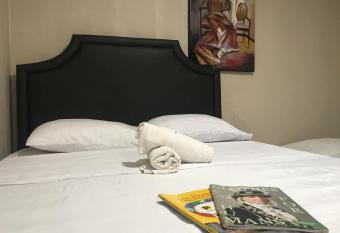 Tropical Dreams has Smoking rooms